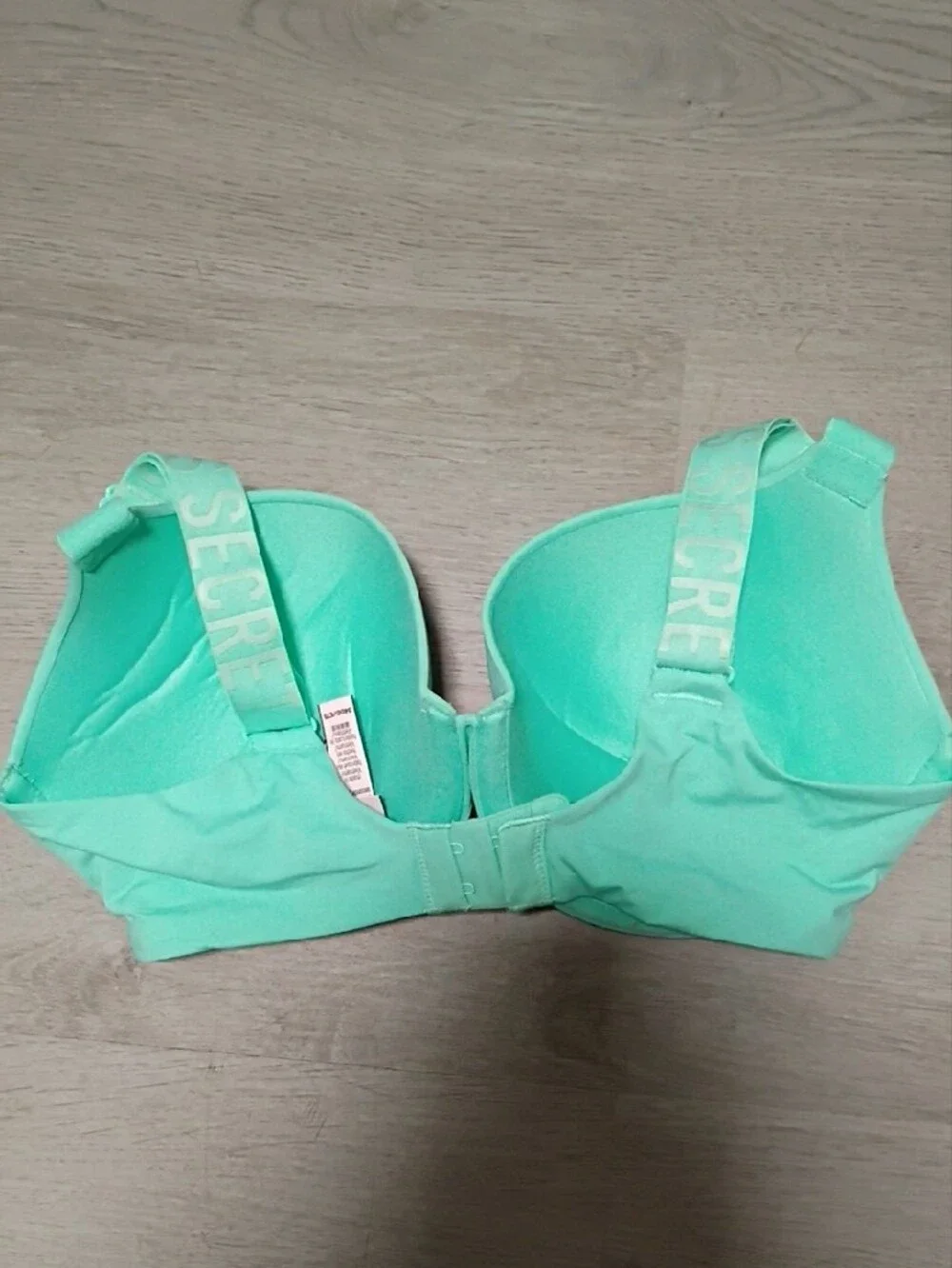 Victoria's Secret Mint Green Molded Wireless Bra